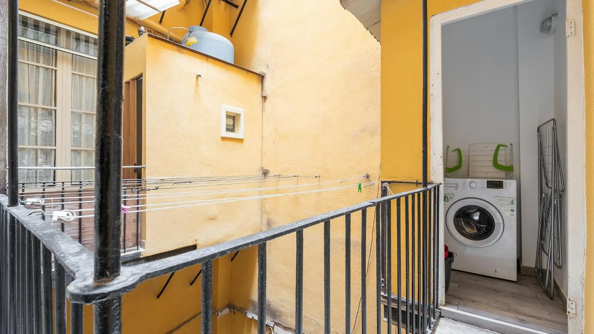 Apartment Angioy Central Oasis - 2 Cagliari Italy